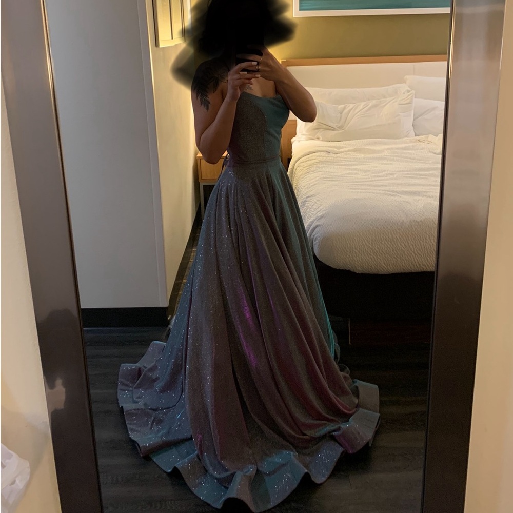 Night Studio Gown/PromDress